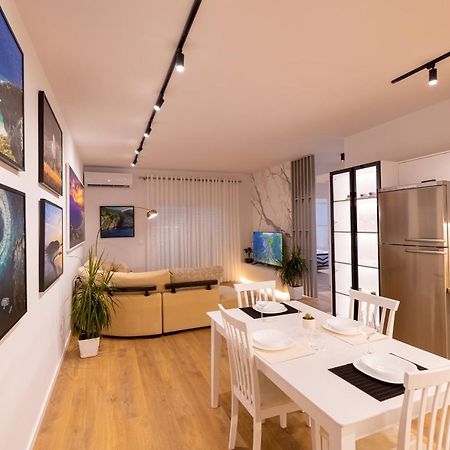 Victoria Lungomare Apartment Vlorë Buitenkant foto