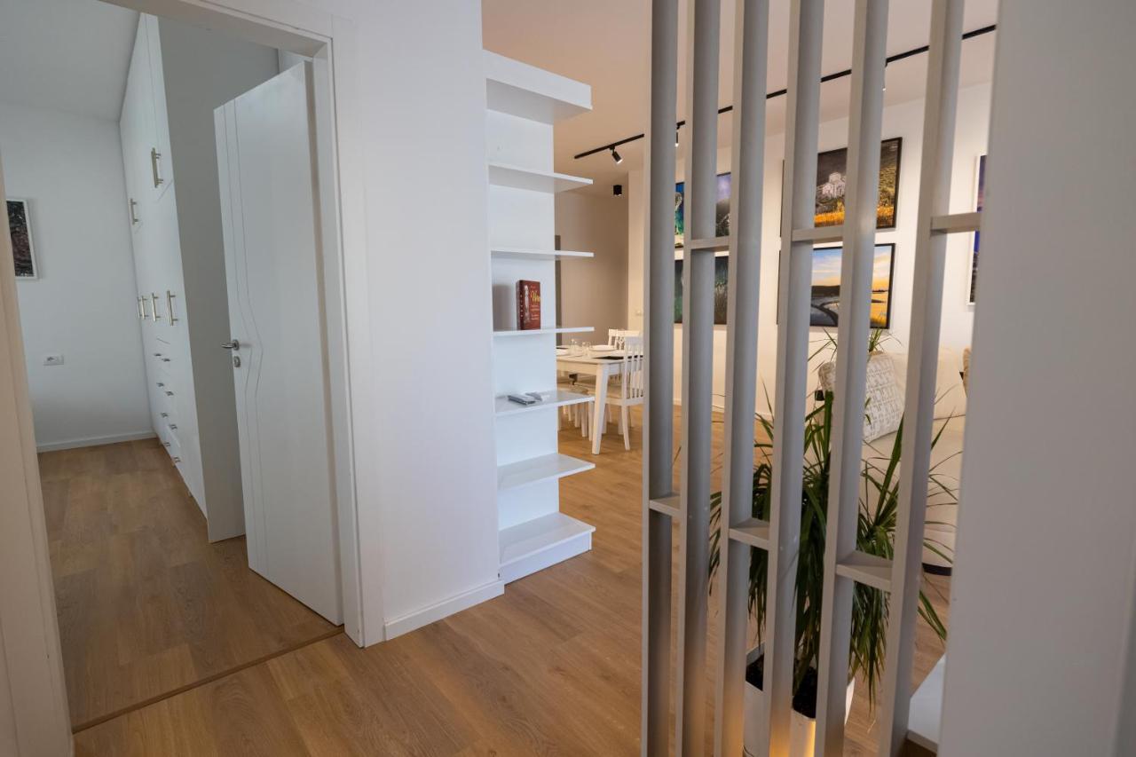 Victoria Lungomare Apartment Vlorë Buitenkant foto