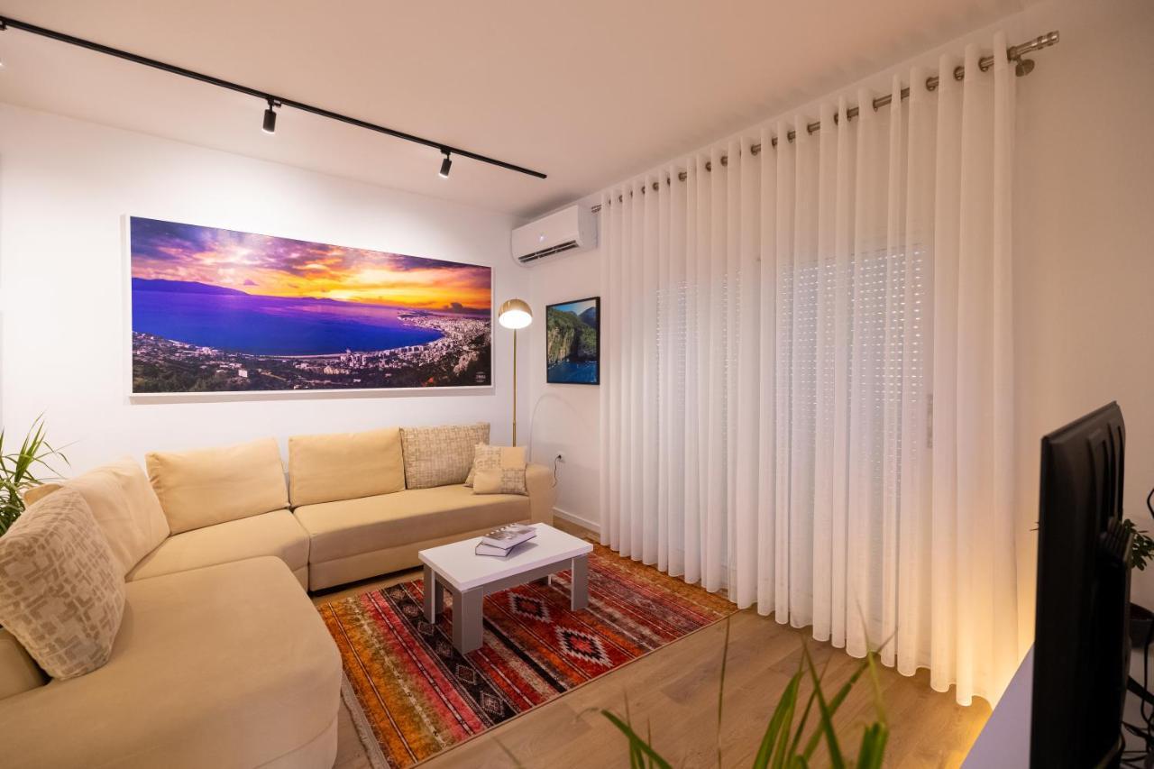 Victoria Lungomare Apartment Vlorë Buitenkant foto