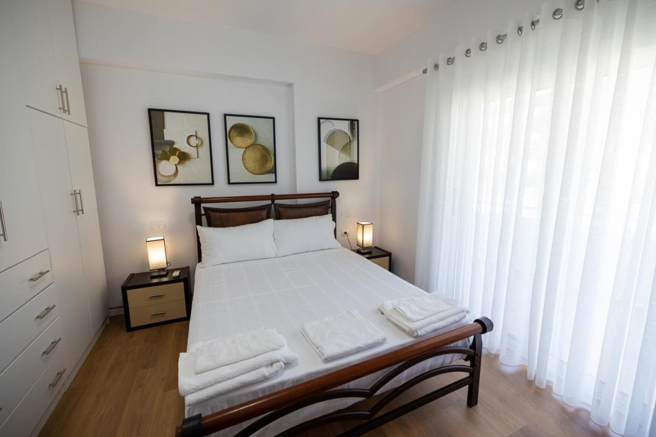 Victoria Lungomare Apartment Vlorë Buitenkant foto