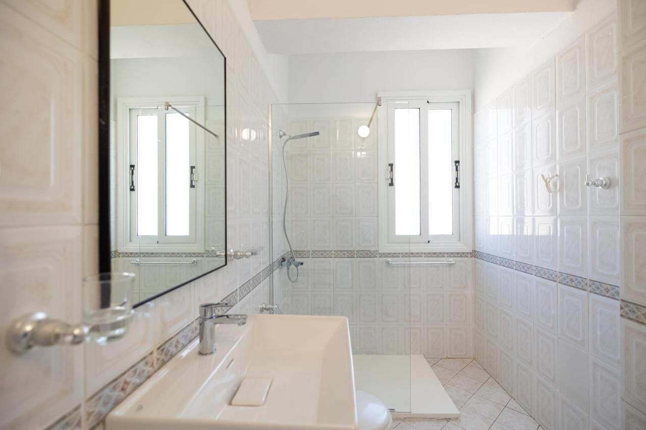 Victoria Lungomare Apartment Vlorë Buitenkant foto